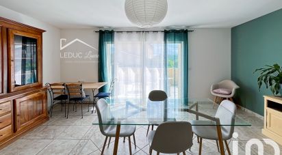 Maison 7 pièces de 160 m² à Saint-Laurent-de-Carnols (30200)
