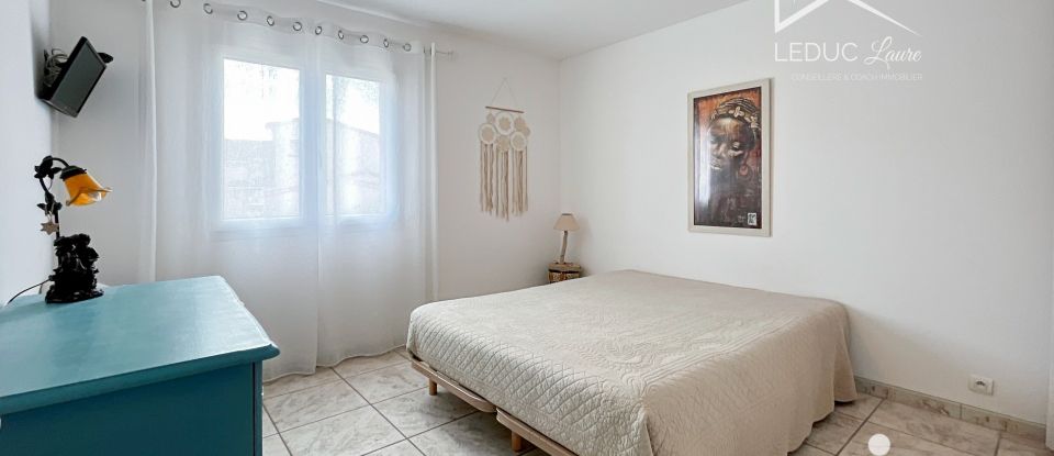 Maison 7 pièces de 160 m² à Saint-Laurent-de-Carnols (30200)