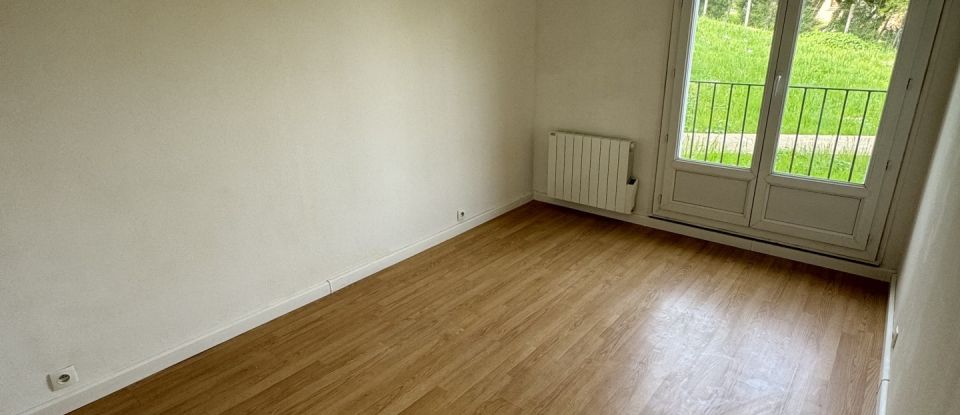 Apartment 3 rooms of 60 m² in Provins (77160)