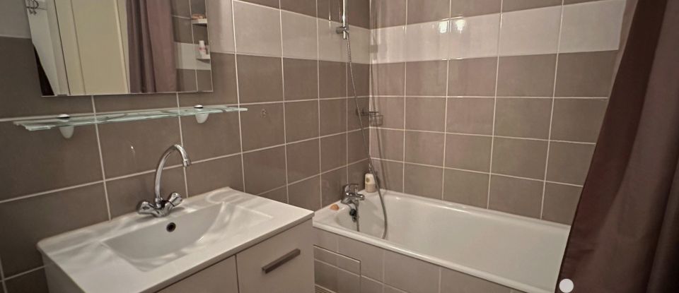 Appartement 5 pièces de 99 m² à Blanquefort (33290)