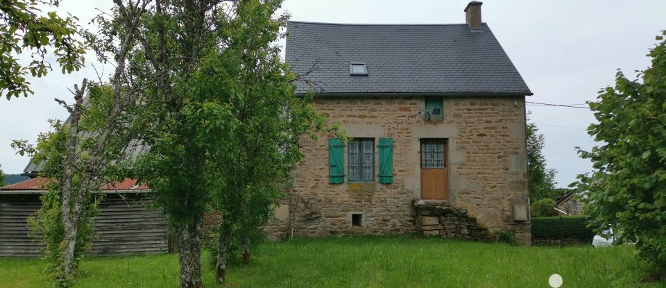 Maison de campagne 5 pièces de 65 m² à Peyrelevade (19290)