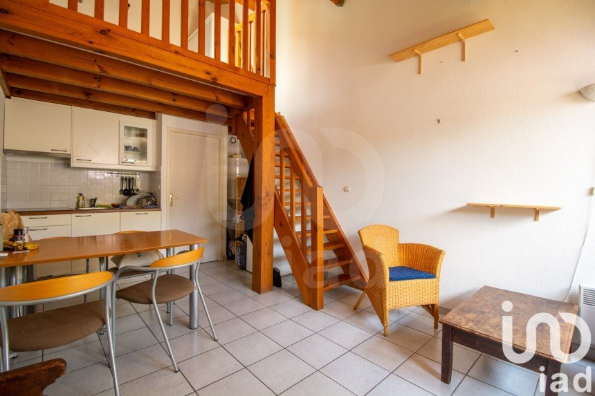 Duplex 1 room of 28 m² in Saint-Julien-en-Born (40170)