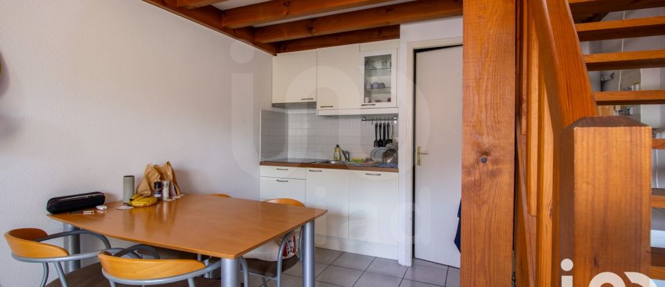 Duplex 1 room of 28 m² in Saint-Julien-en-Born (40170)