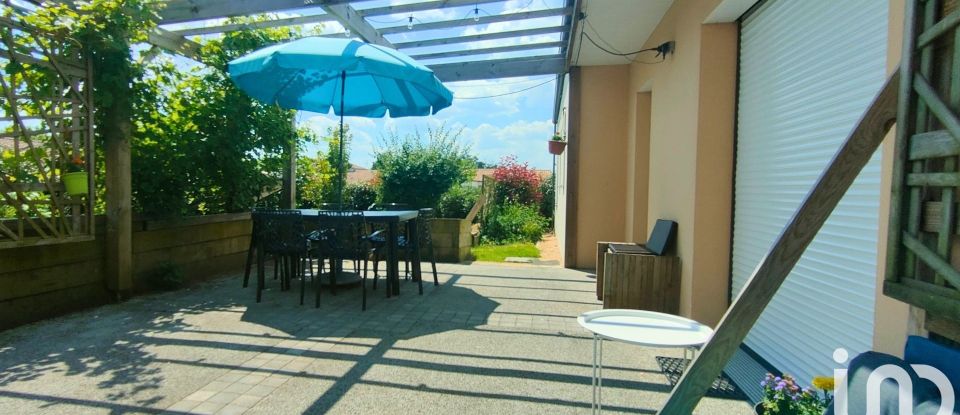 Pavilion 4 rooms of 86 m² in Saint-Fulgent (85250)