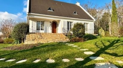 Traditional house 7 rooms of 146 m² in Sucé-sur-Erdre (44240)