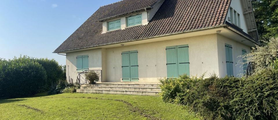 Maison 7 pièces de 176 m² à Égreville (77620)