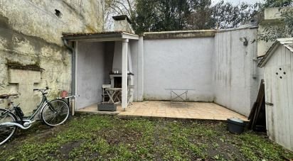 House 4 rooms of 150 m² in Bordeaux (33000)