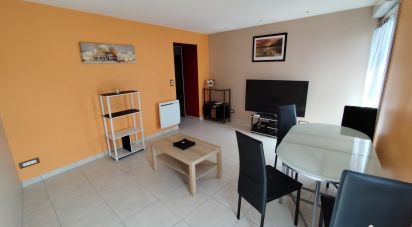 Apartment 2 rooms of 37 m² in Écouen (95440)