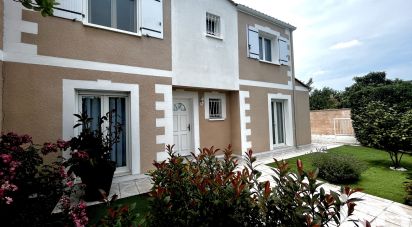 Traditional house 6 rooms of 150 m² in Mérignac (33700)