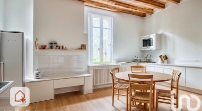 Maison traditionnelle 7 pièces de 165 m² à Montpon-Ménestérol (24700)