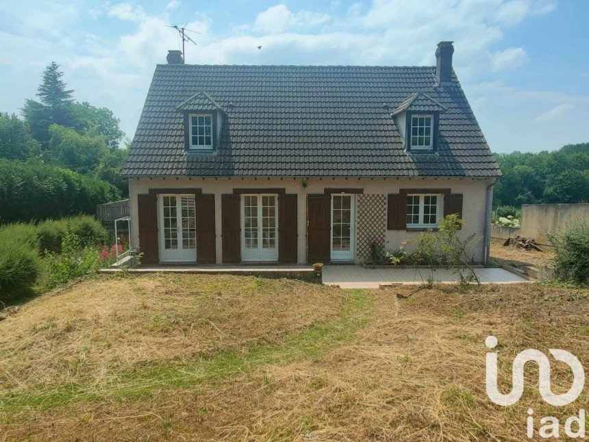 Traditional house 5 rooms of 135 m² in Bailleau-Armenonville (28320)