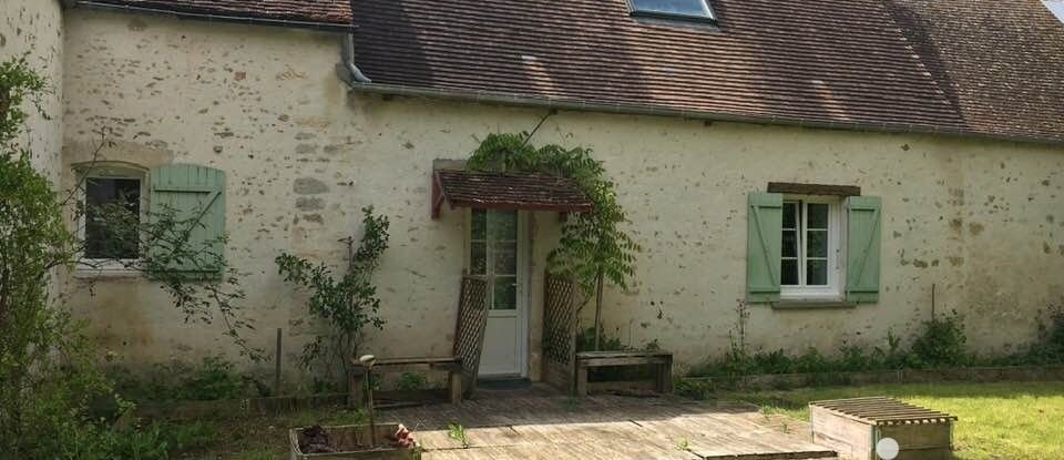 Village house 2 rooms of 69 m² in Mortrée (61570)