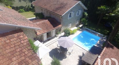 Country house 10 rooms of 244 m² in Angoumé (40990)