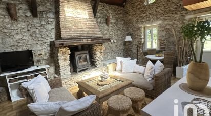 Country house 10 rooms of 244 m² in Angoumé (40990)