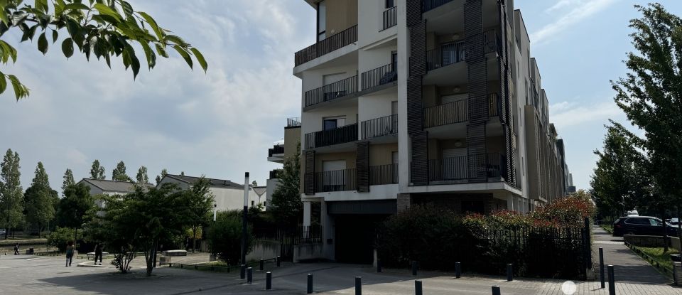 Apartment 3 rooms of 63 m² in Les Pavillons-sous-Bois (93320)