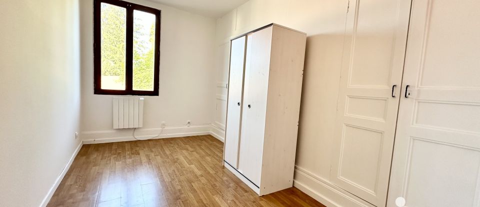 Appartement 4 pièces de 95 m² à Les Ageux (60700)