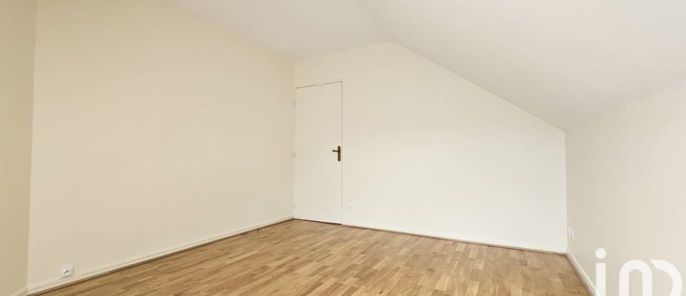 Appartement 2 pièces de 63 m² à Rambouillet (78120)