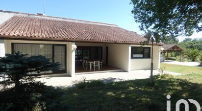 Architect house 8 rooms of 190 m² in Pouillon (40350)