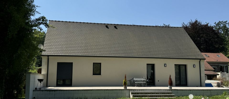 Maison 5 pièces de 122 m² à Vieux-Moulin (60350)