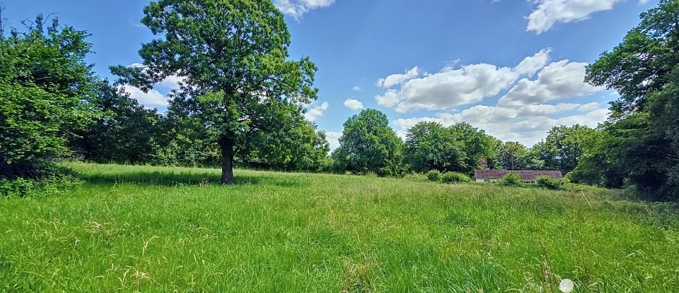 Maison de campagne 4 pièces de 94 m² à Sury-ès-Bois (18260)