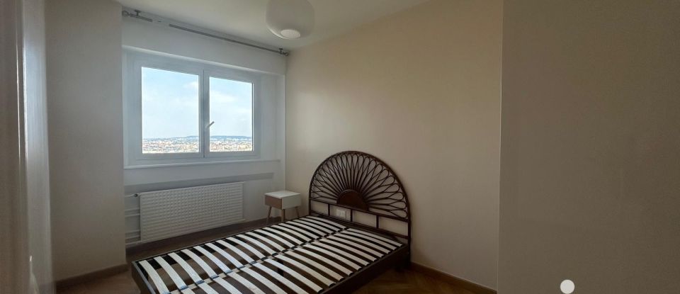 Appartement 3 pièces de 51 m² à Courbevoie (92400)