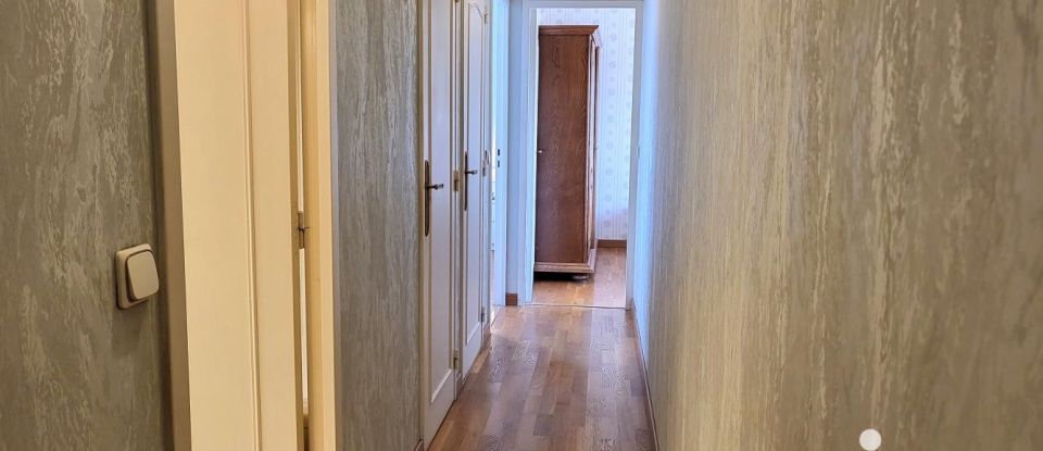 Appartement 4 pièces de 77 m² à Champs-sur-Marne (77420)