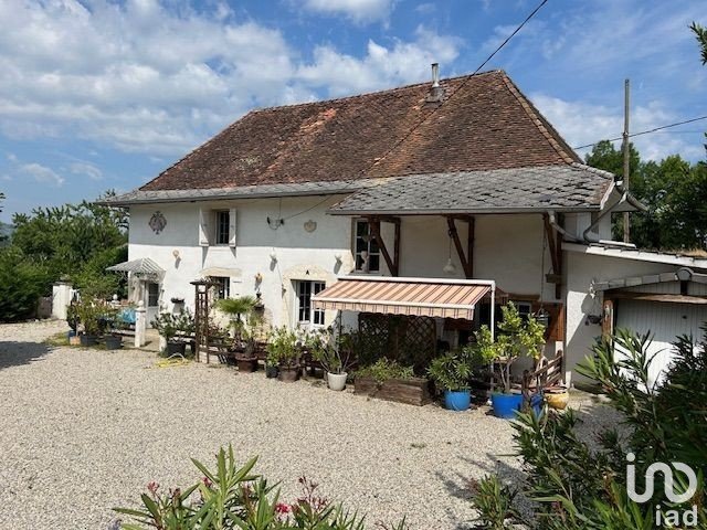 Maison 4 pièces de 130 m² à Saint-Béron (73520)