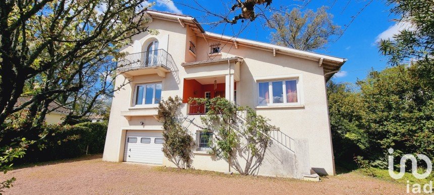 Maison 8 pièces de 175 m² à Pessac (33600)