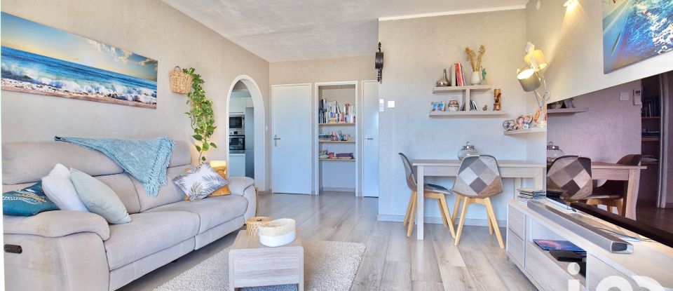 Apartment 3 rooms of 58 m² in La Ciotat (13600)