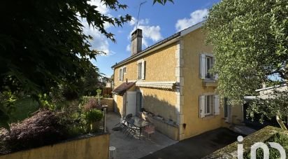 Traditional house 7 rooms of 180 m² in Jurançon (64110)