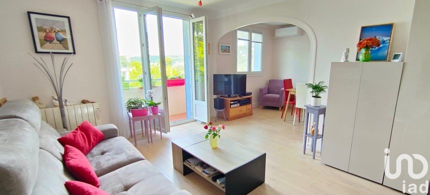 Apartment 3 rooms of 63 m² in Oullins (69600)