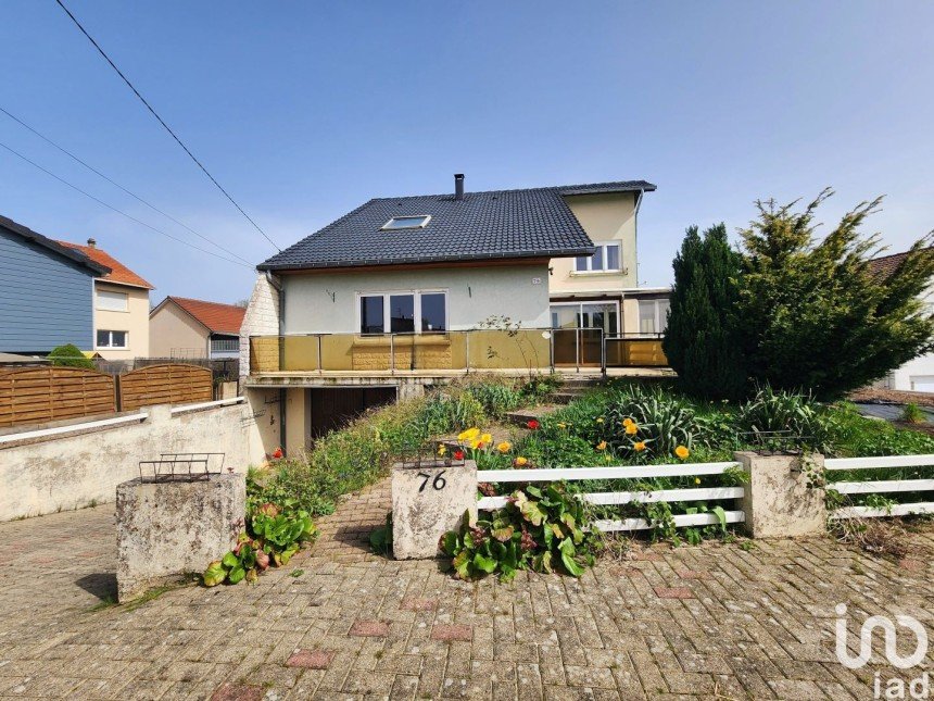 Village house 6 rooms of 138 m² in Vahl-Ebersing (57660)