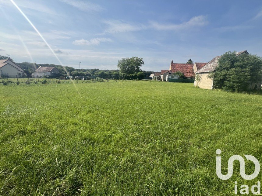 Terrain de 1 000 m² à Saint-Germain-des-Bois (18340)