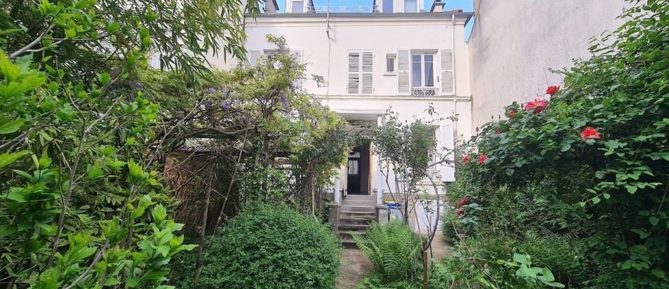 Maison 8 pièces de 167 m² à Choisy-le-Roi (94600)