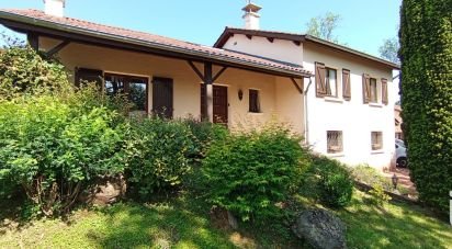 House 7 rooms of 170 m² in Vougy (42720)