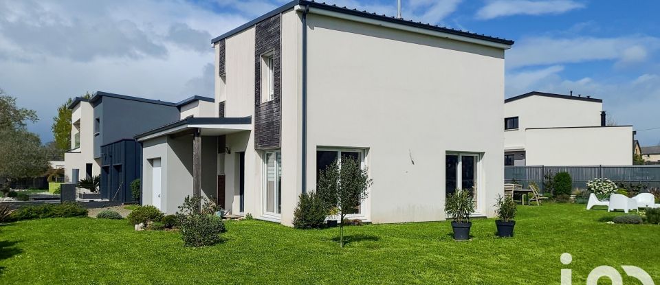 House 5 rooms of 94 m² in Melesse (35520)