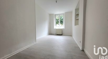 Appartement 3 pièces de 43 m² à Charleville-Mézières (08000)