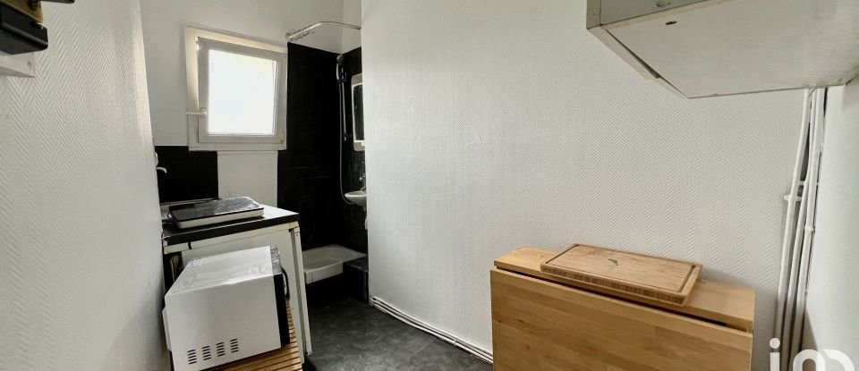 Apartment 1 room of 14 m² in Paris (75018)