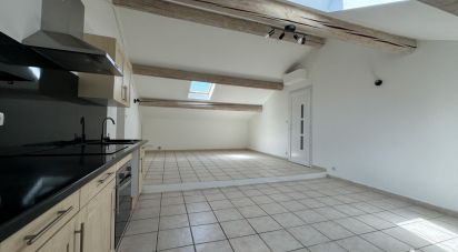 Appartement 4 pièces de 61 m² à Althen-des-Paluds (84210)