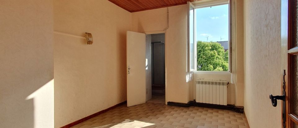 Appartement 5 pièces de 80 m² à Bédarieux (34600)