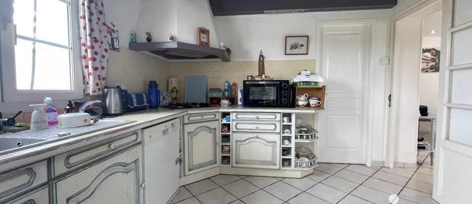 Maison 5 pièces de 95 m² à Semussac (17120)