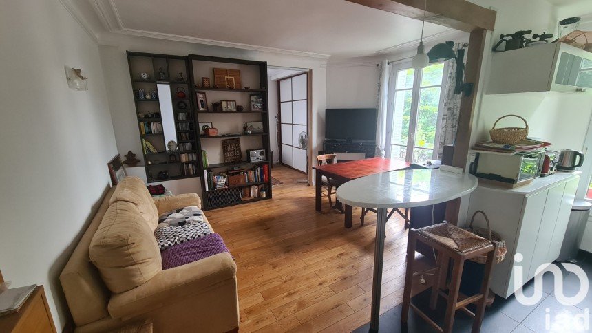 Apartment 2 rooms of 43 m² in Noisy-le-Sec (93130)