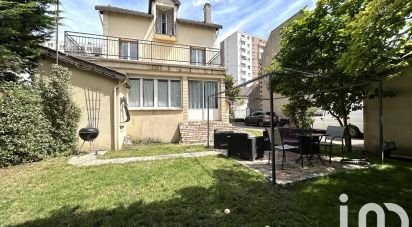 House 5 rooms of 137 m² in Colombes (92700)