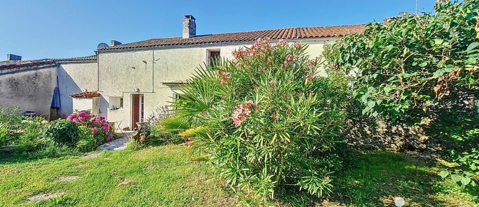 Maison 5 pièces de 161 m² à Saint-Laurent-de-la-Prée (17450)