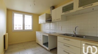 Appartement 4 pièces de 77 m² à Poissy (78300)