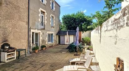 Traditional house 10 rooms of 270 m² in Bonny-sur-Loire (45420)