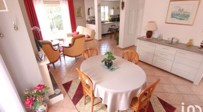 House 4 rooms of 101 m² in Le Val (83143)