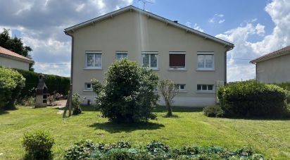 House 6 rooms of 108 m² in Roumazières-Loubert (16270)