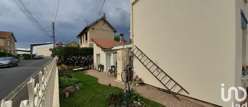 Town house 5 rooms of 98 m² in Saint-Pierre-en-Auge (14170)