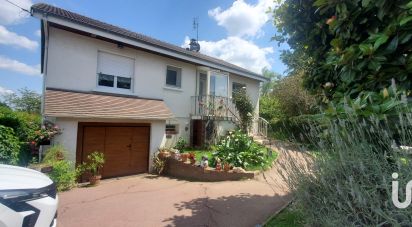 Traditional house 5 rooms of 129 m² in Paray-le-Monial (71600)